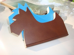 Cut/ Shaped Books Who can resist the adorable Scottie dog?